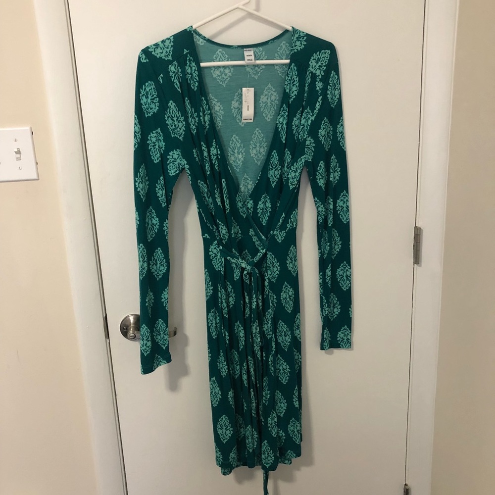 Old navy wrap dress